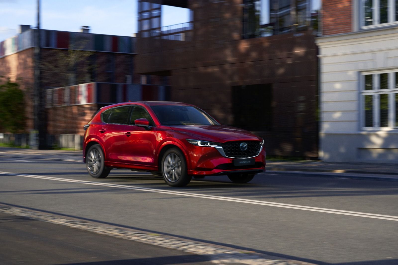 5 Perbandingan Nissan X-Trail vs Mazda CX-5 Terbaru 2025, Mending Mana untuk Keluarga?