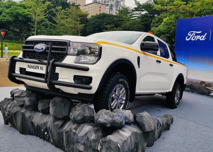 Ford Ranger XL Terbaru 2025 Resmi Diluncurkan, Harga 500 Jutaan Cocok untuk Berbagai Medan!