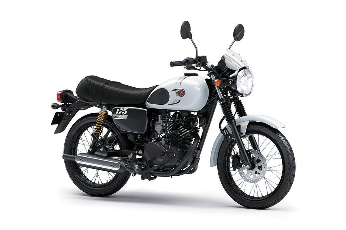 5 Kelebihan Kawasaki W175 Terbaru 2025, Motor Kopling Terbaru yang Jadi Incaran Anak Muda!