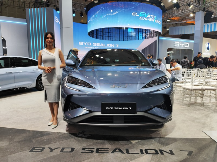 Update Harga BYD Sealion 7 Premium Terbaru 2025 dan Spesifikasinya, Sedan Listrik Terkencang?