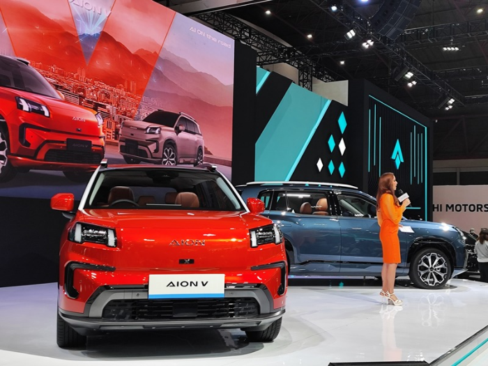 AION Umumkan Harga Resmi AION V di IIMS 2025,  Mulai Rp449 Juta