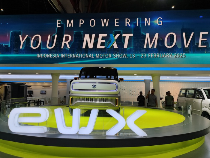 Mobil Listrik Suzuki eWX Debut di IIMS 2025, Desain Mungil Menggemaskan