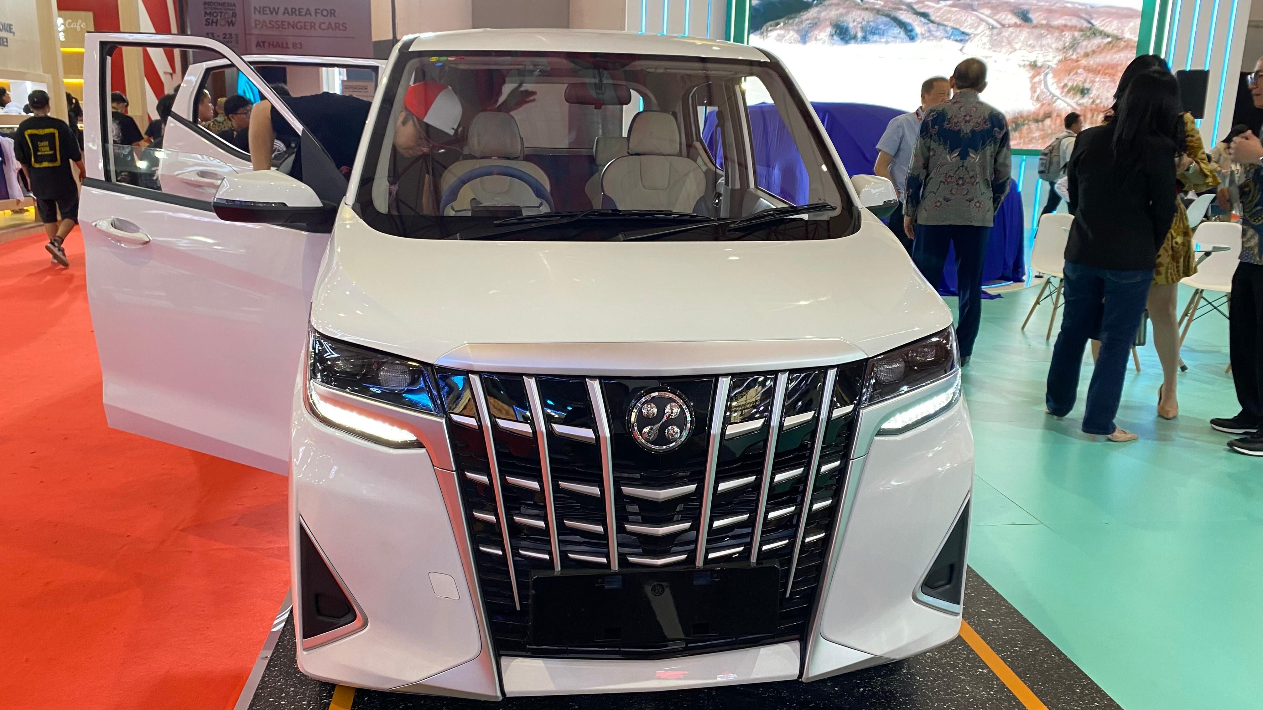 Kenalan dengan Honri Boma EV: Mobil Listrik Mungil dengan Tampang Mirip Alphard!