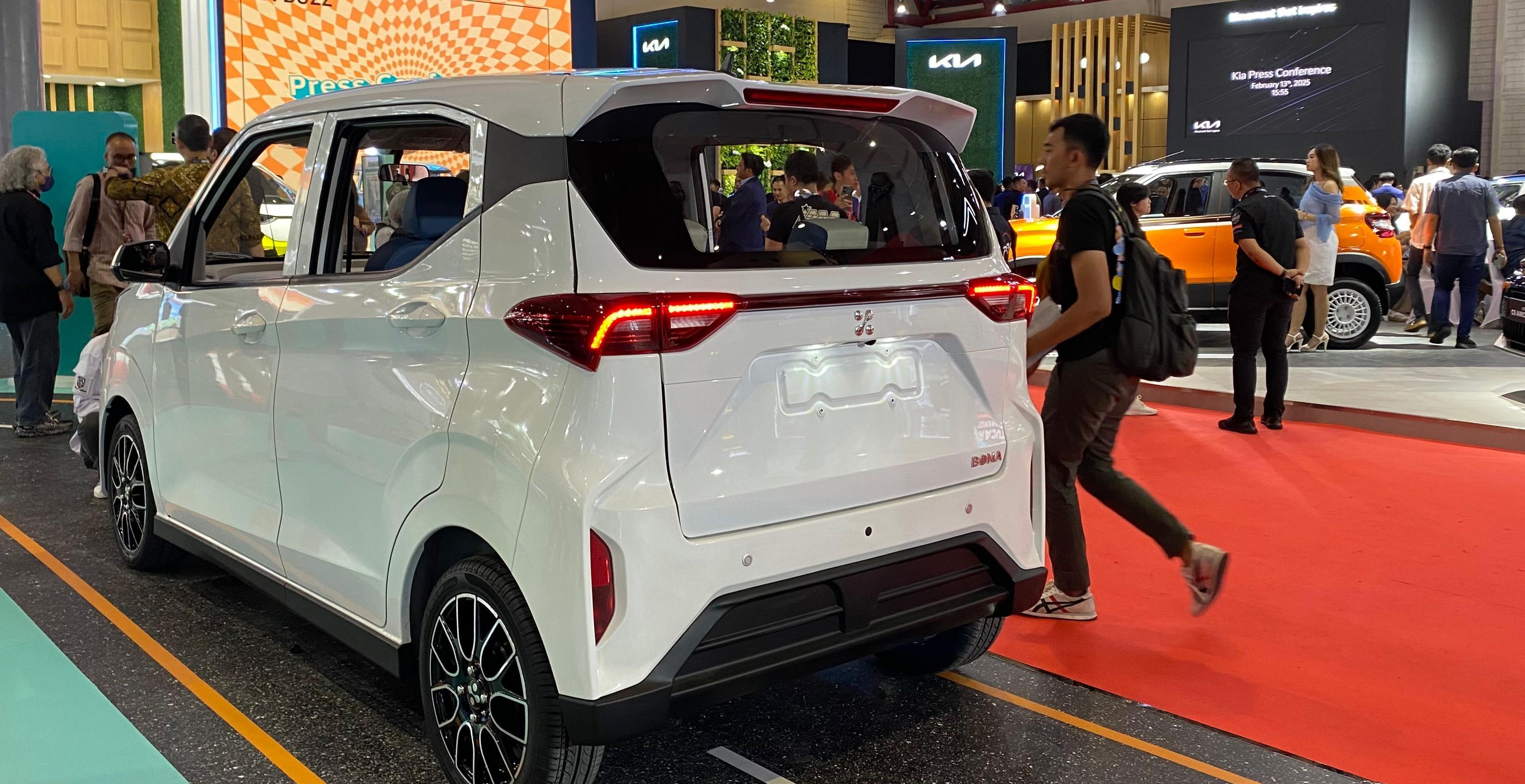 Spesifikasi dan Kelebihan Honri Boma EV: Mobil Listrik Harga 100 Jutaan Aja!