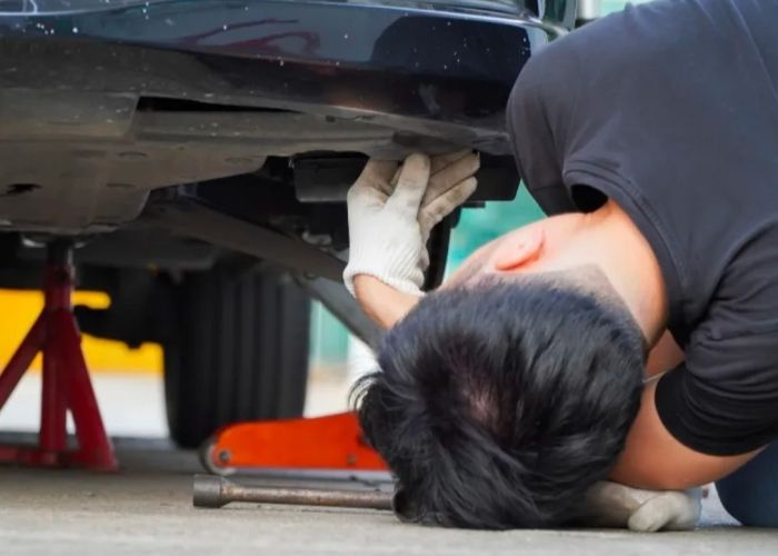 Suara Berisik dari Kolong Mobil? Bisa Jadi Bushing Arm Bermasalah!