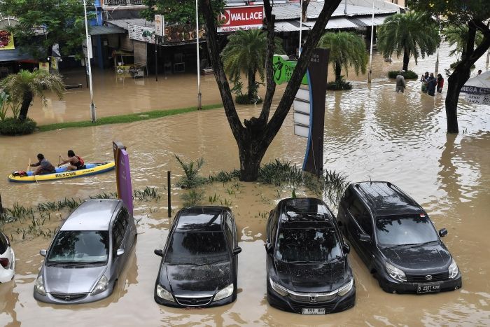 Honda Berikan Diskon Buat Mobil Terdampak Banjir Jabodetabek, Cek Detailnya di Sini
