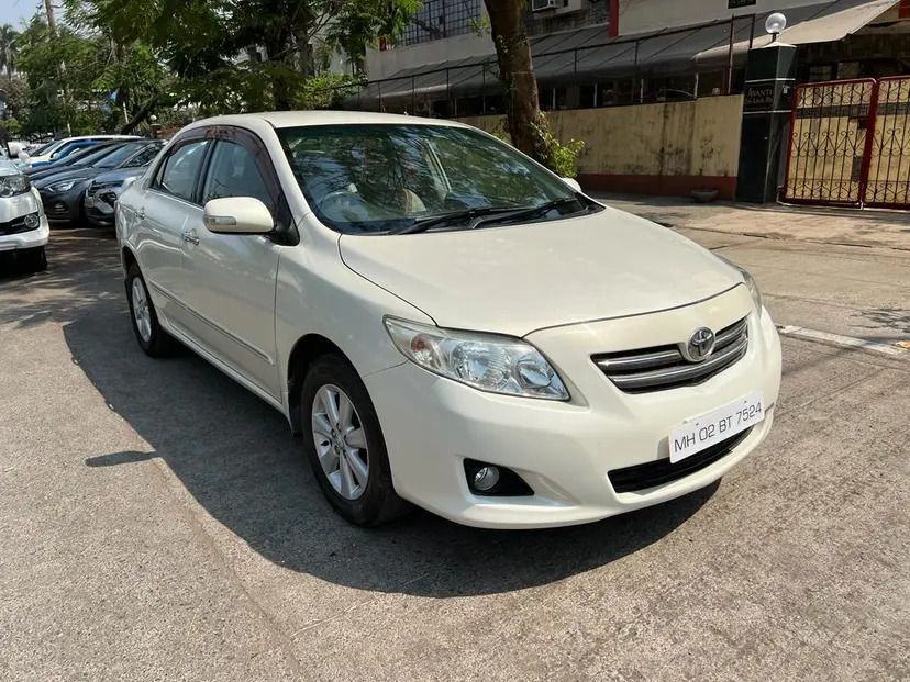 Cari Mobil Sedan Mewah? Segini Harga Toyota Corolla Altis 2010: Mewah Kayak Pejabat!