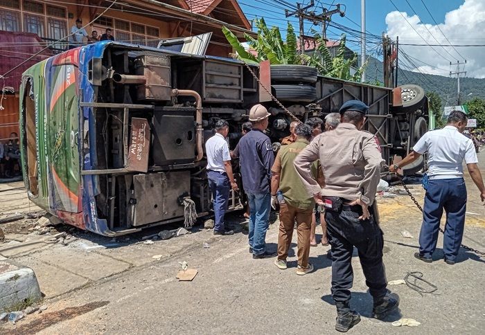 Kecelakaan Bus ALS di Padang Panjang Tewaskan 12 Orang, Sopir Belum Sadarkan Diri