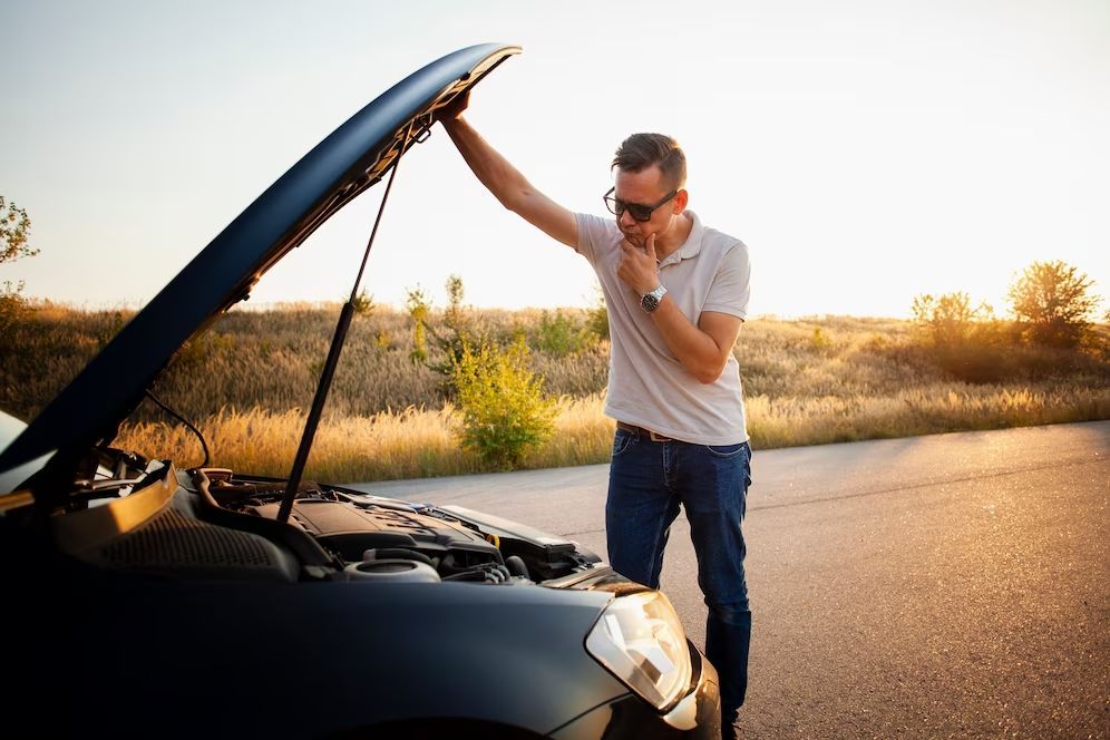 Waspada! 5 Penyebab Mobil Mogok Tiba-tiba saat Berkendara