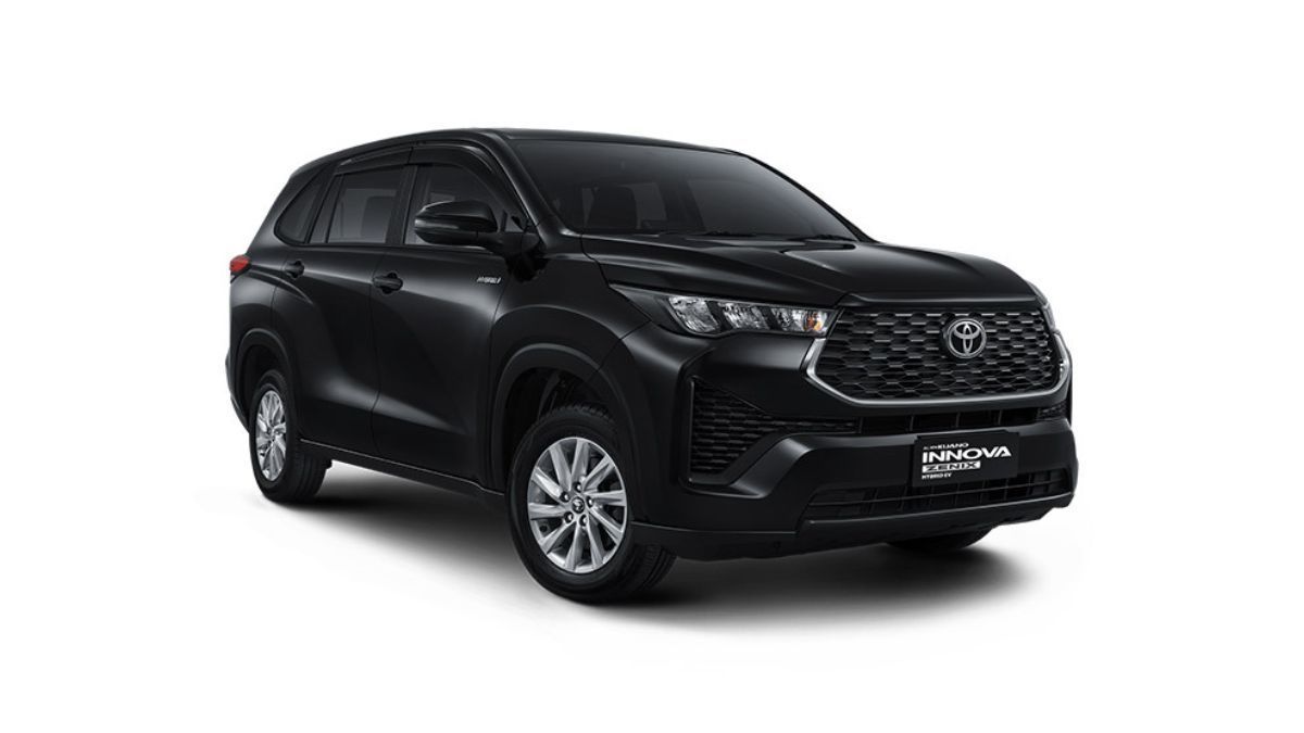 Update Harga Toyota Innova Zenix V Bensin Terbaru 2025, Masih Worth It Gak di Kelasnya?