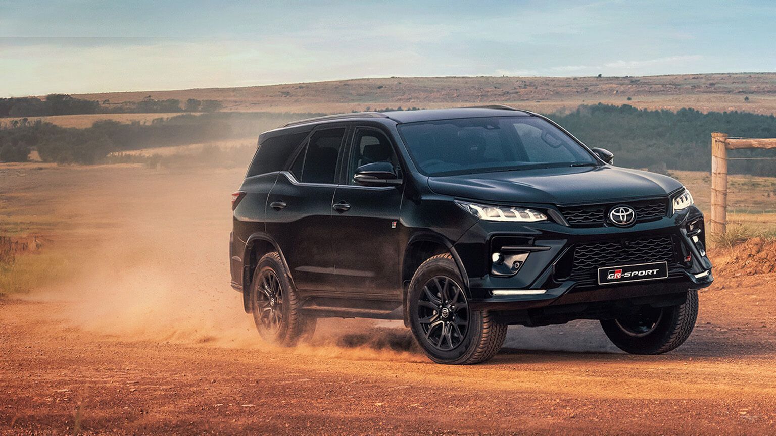 Update Harga Toyota Fortuner 2.8 GR Sport 2025, Selalu Jadi SUV Andalan Masyarakat Indonesia