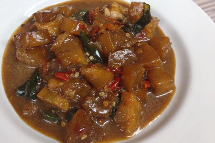 6 Resep Kikil Sapi yang Enak dan Empuk, Cara Masaknya Simple!