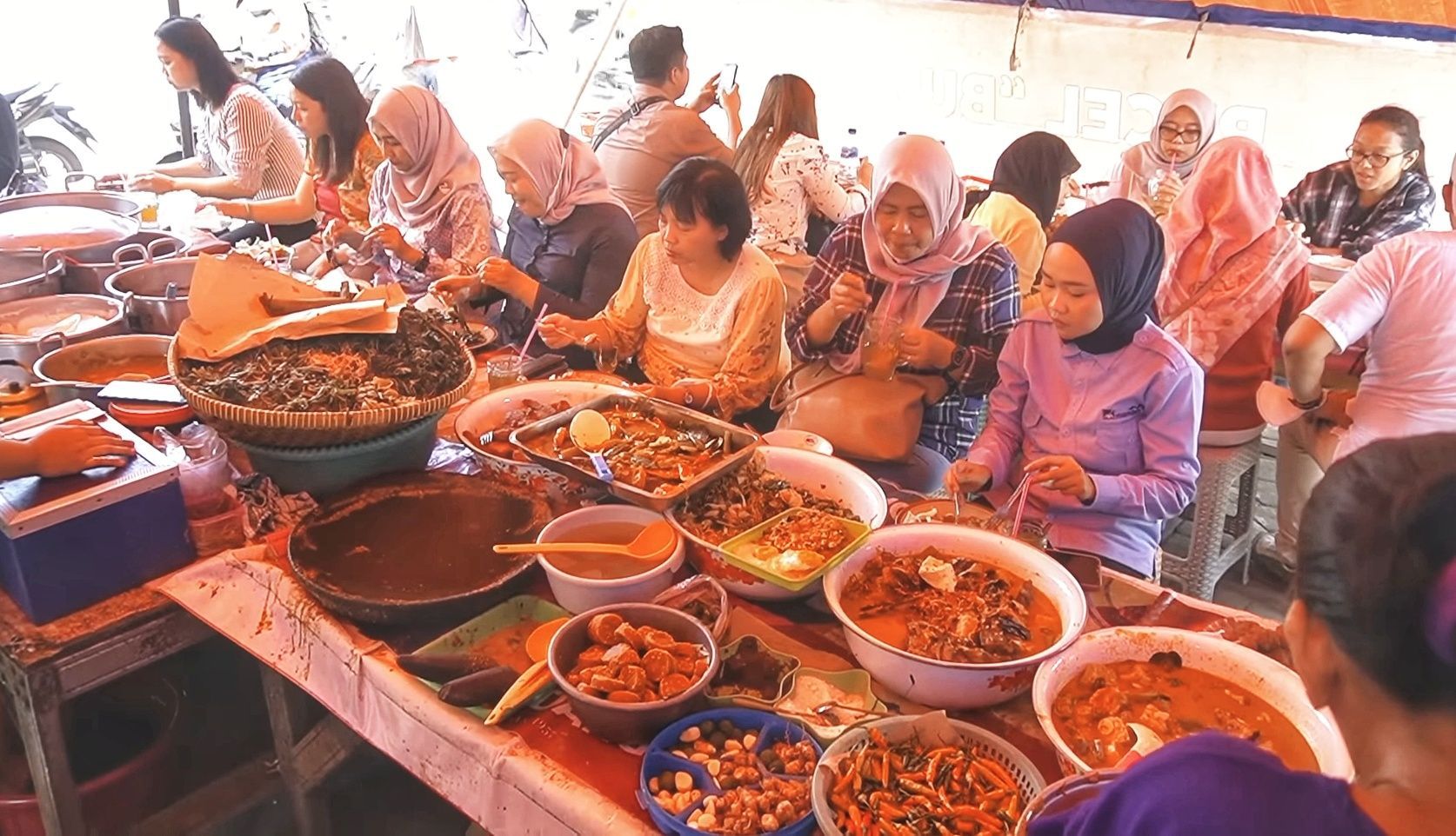 Warung Pecel Bu Anggi, Rekmendasi Kuliner Semarang Rasanya Lezat Banget