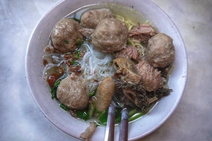 Bakso Doa Ibu: Sensasi Gurih Bakso dengan Jeroan Sapi, Kenikmatan Kuliner di Kota Semarang