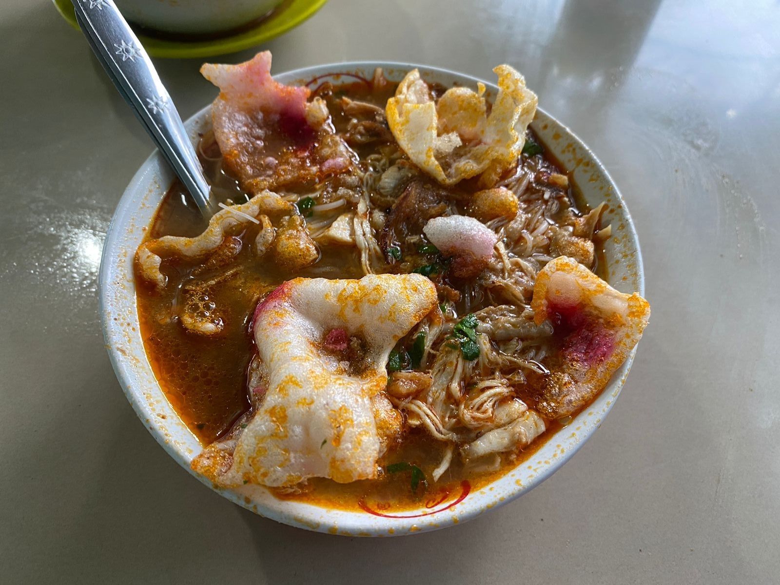 Nikmatnya Mie Sop Kak Sri, Kuliner Kota Siantar yang Kuahnya Pakai Bumbu Rendang