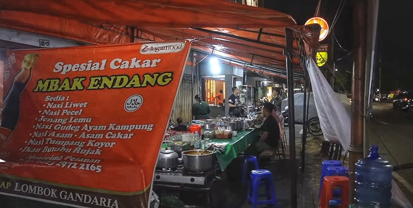 Nasi Liwet dan Spesial Cakar Mbak Endang, Tempat Makan yang Wajib Dicoba di Sukoharjo!