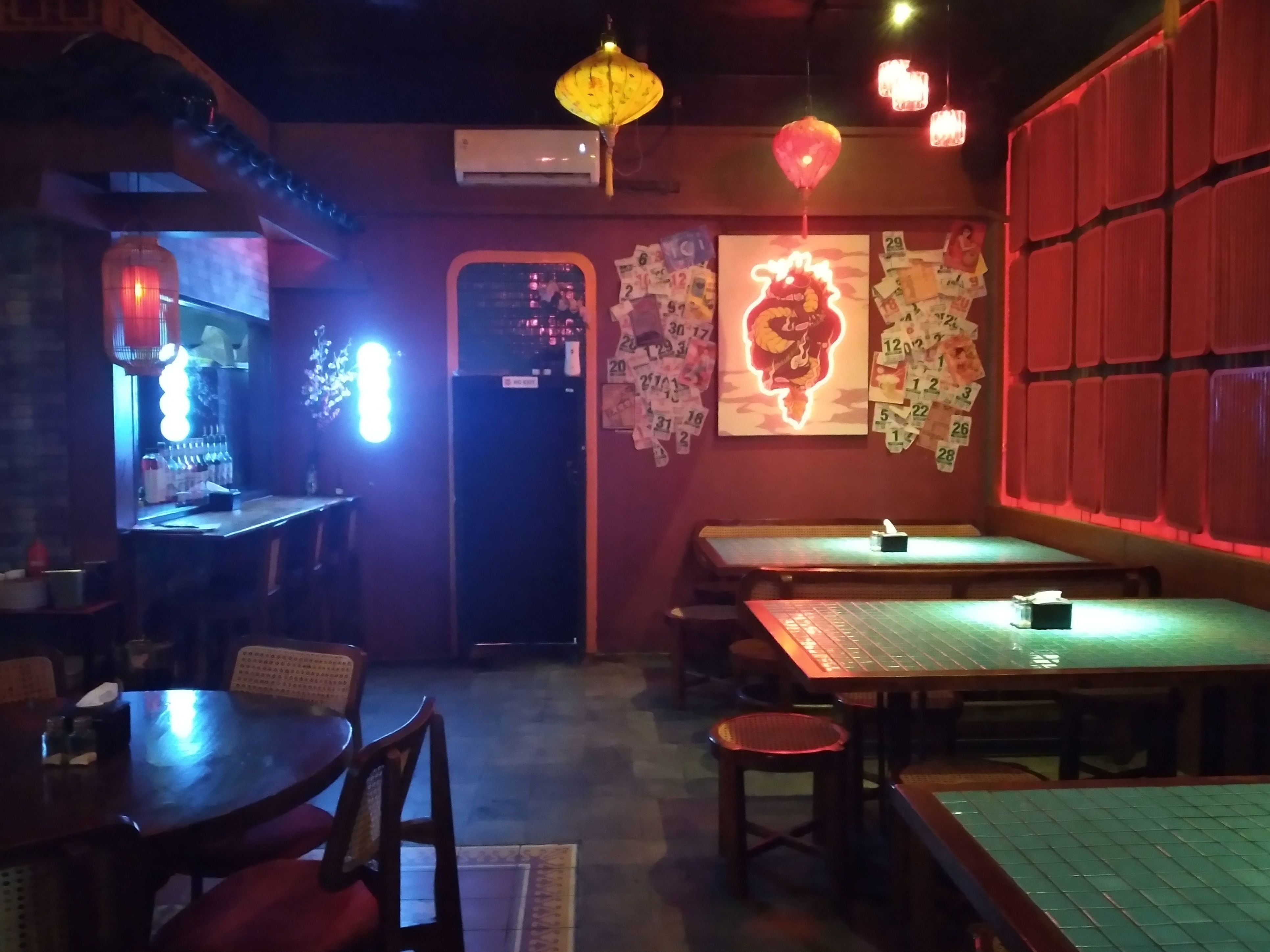 Hawche Dimsum Bar, Resto Ala Speakeasy Bar dengan Pintu Rahasia dan Konsep Old School