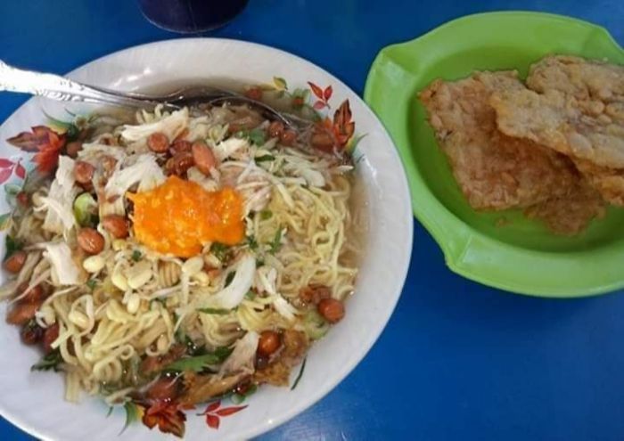 Nasi Berenang, Kuliner Unik Khas Polewali Mandar, Ludes 100 Porsi Dalam Sehari