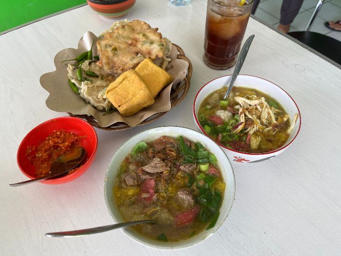 Nikmatnya Soto Khas Sokaraja H. Suradi, SBY Sampai Ketagihan