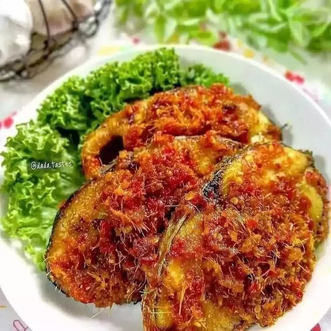 Cara Membuat Ikan Tenggiri Serundeng untuk Lauk Makan Siang 