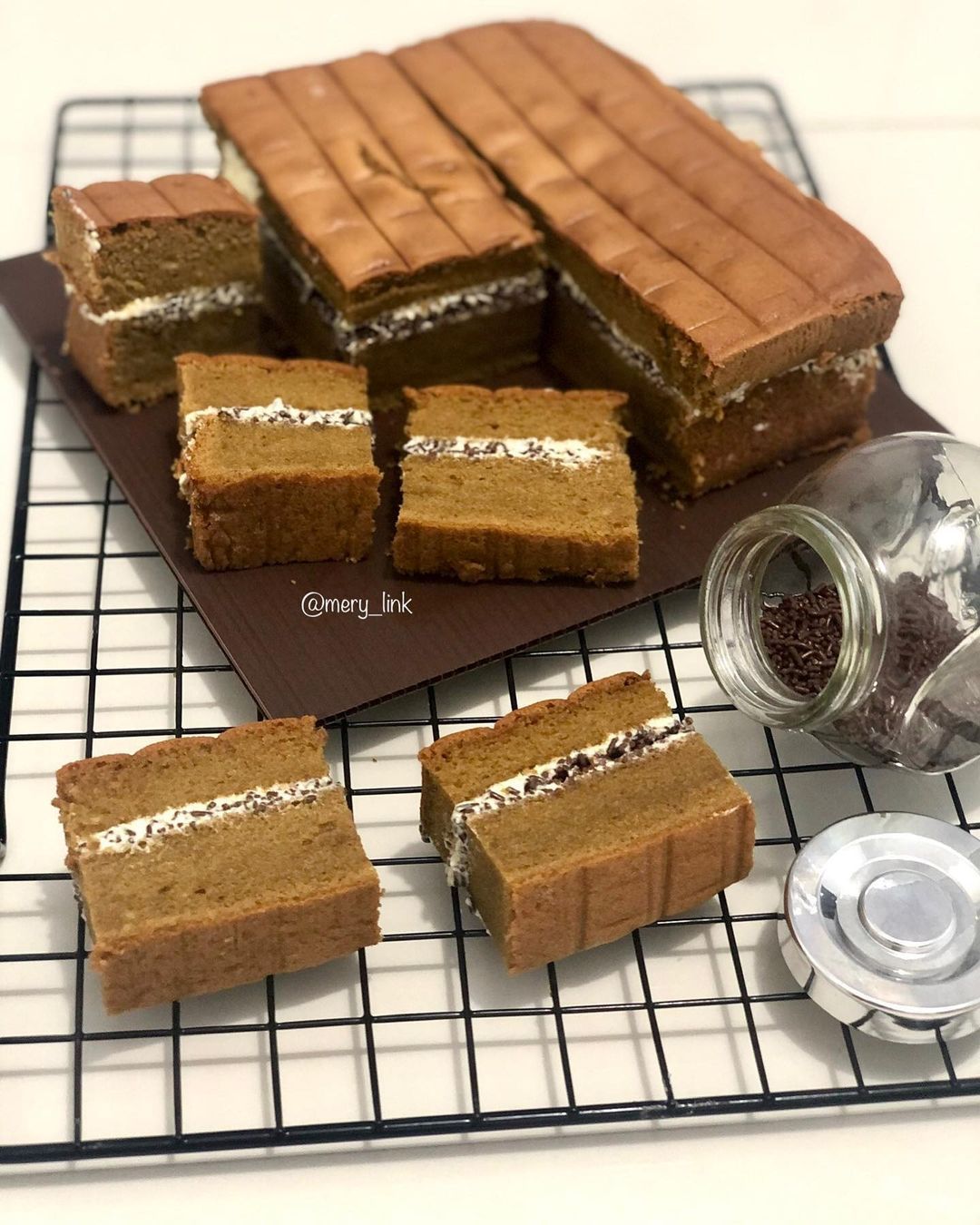 Resep Bolu Kopi Mocca Lembut dan Lezat, Ini Cara Buatnya!