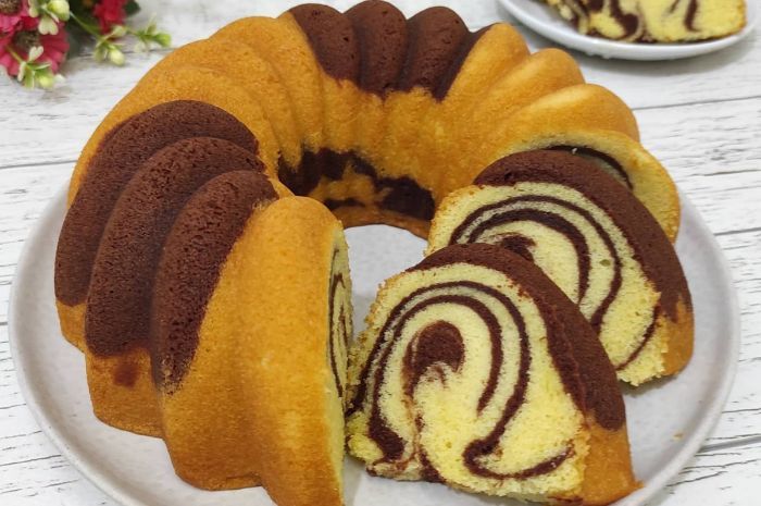 4 Resep Marmer Cake Lembut dan Moist, dari Jadul sampai Premium!