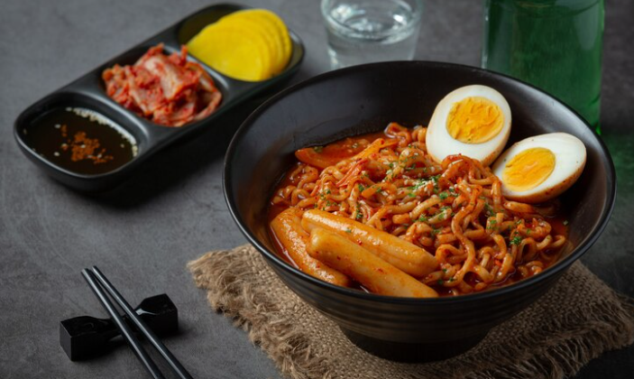 Resep Rahasia Mie Korean Cheese Buldak: Sensasi Pedas dan Gurih nya Bikin Ketagihan!