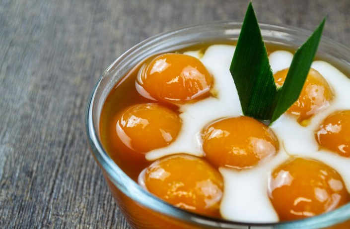 Resep Bubur Biji Salak: Manisnya Sajian Takjil Ramadan
