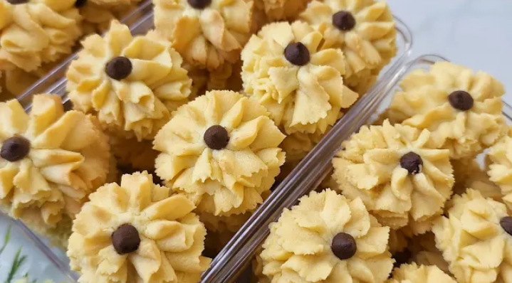 Resep Kue Semprit Jadul: Renyahnya Sajian Lebaran yang Menggugah Selera