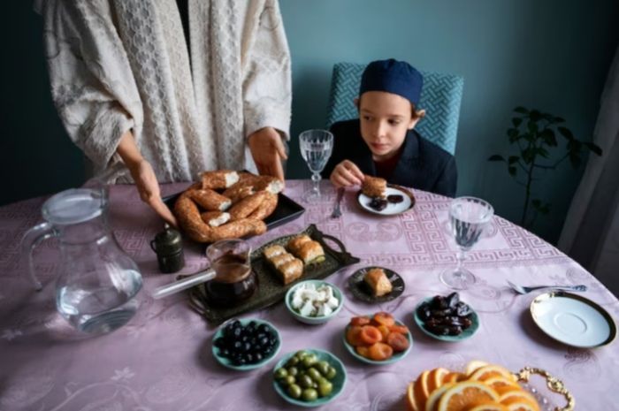 5 Rekomendasi Makanan Tinggi Protein untuk Sahur: Bikin Kenyang Lebih Lama
