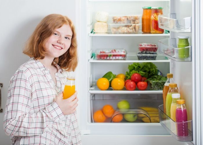 5 Makanan Sehat yang Wajib Ada di Kulkas Kamu