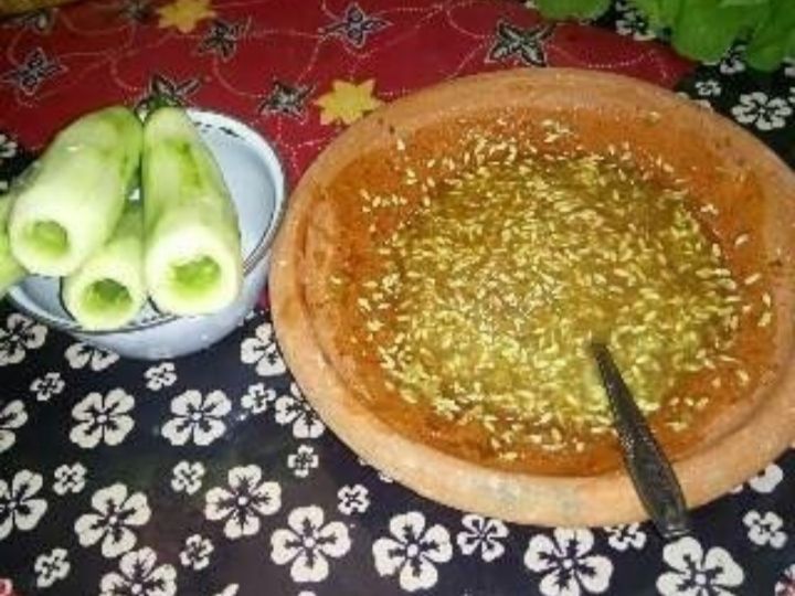 Rujak Corek: Kuliner Asal Madura yang Paling Unik Sepanjang Ramadan, Dari Timun yang Dilubangi