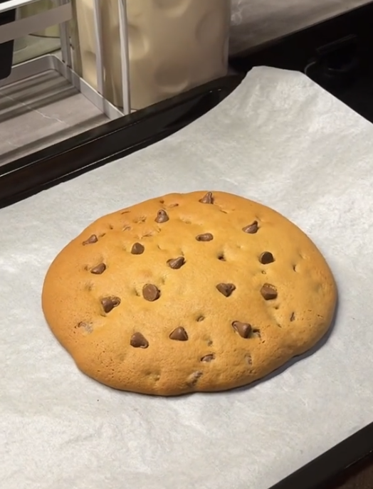 Resep Viral Giant Cookies Simpel Ala Savira Malik,  Bahannya Gampang Dicari!