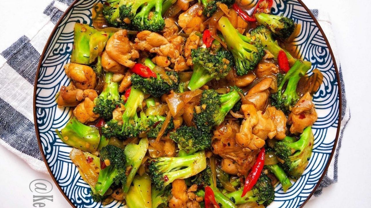 Resep Ayam Asam Manis Brokoli ala Anak Kos yang Mudah Dibuat