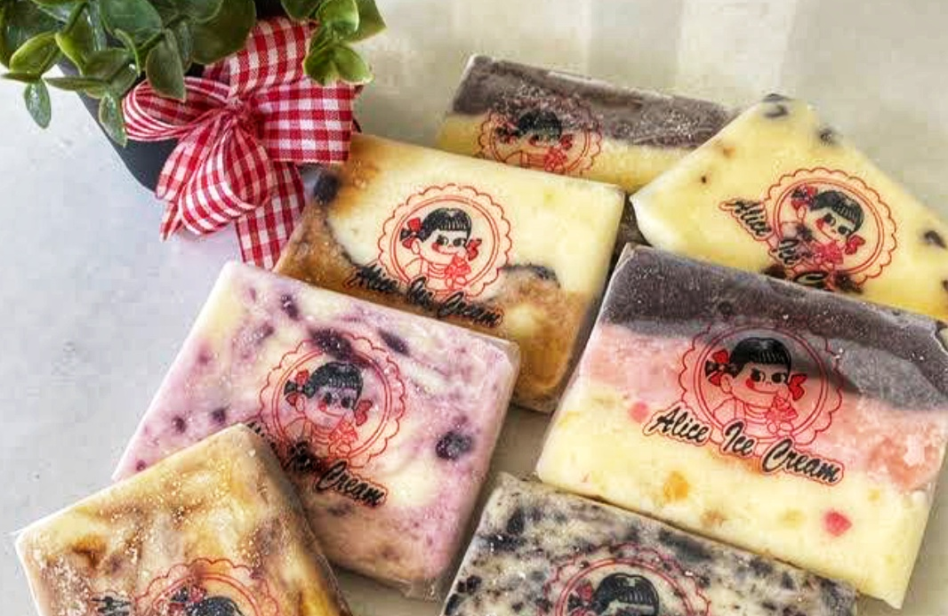 Es Krim Rumahan di Malang Ini Punya Bentuk Kecil tapi Dicari Banyak Orang