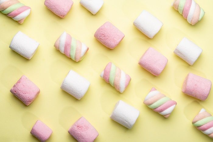 Cara Membuat Nougat Bar, Camilan Viral Marshmallow dengan Isi Buah-Buahan