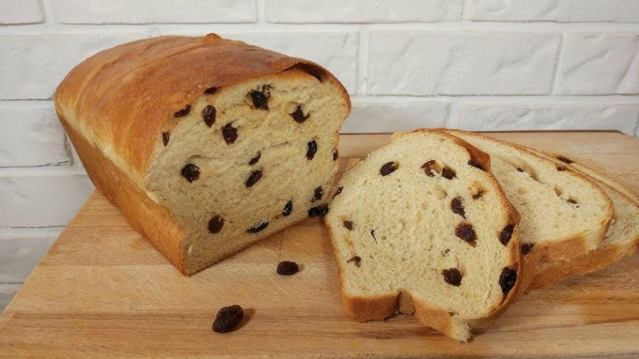 Resep Roti Kismis ala Breandtalk untuk Camilan Sore
