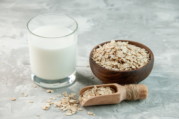 Sangat Mudah, Ini Cara Membuat Oat Milk Sendiri di Rumah