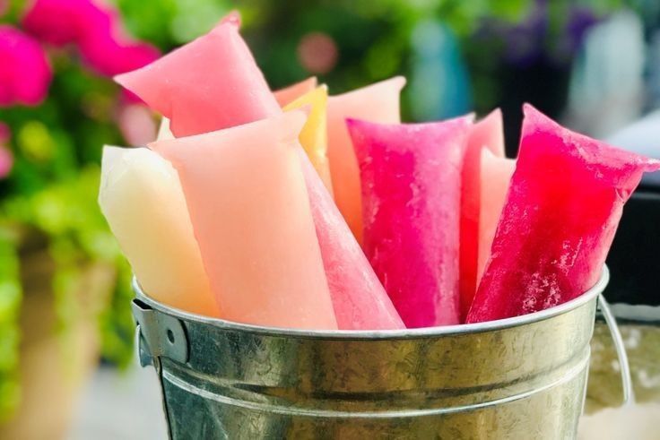5 Resep Es Lilin Segar untuk Mengusir Dahaga di Cuaca Panas
