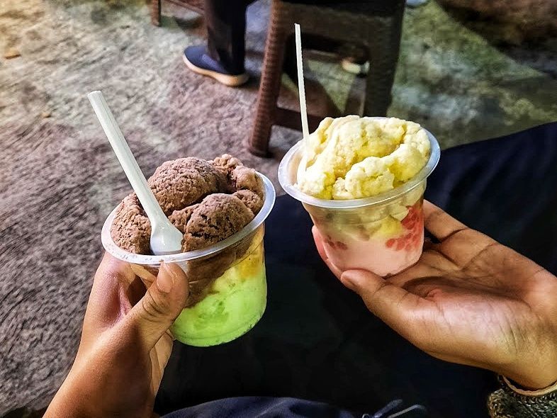 Es Puter Pak Min: Menyegarkan Malam Surabaya sejak Tahun 90-an