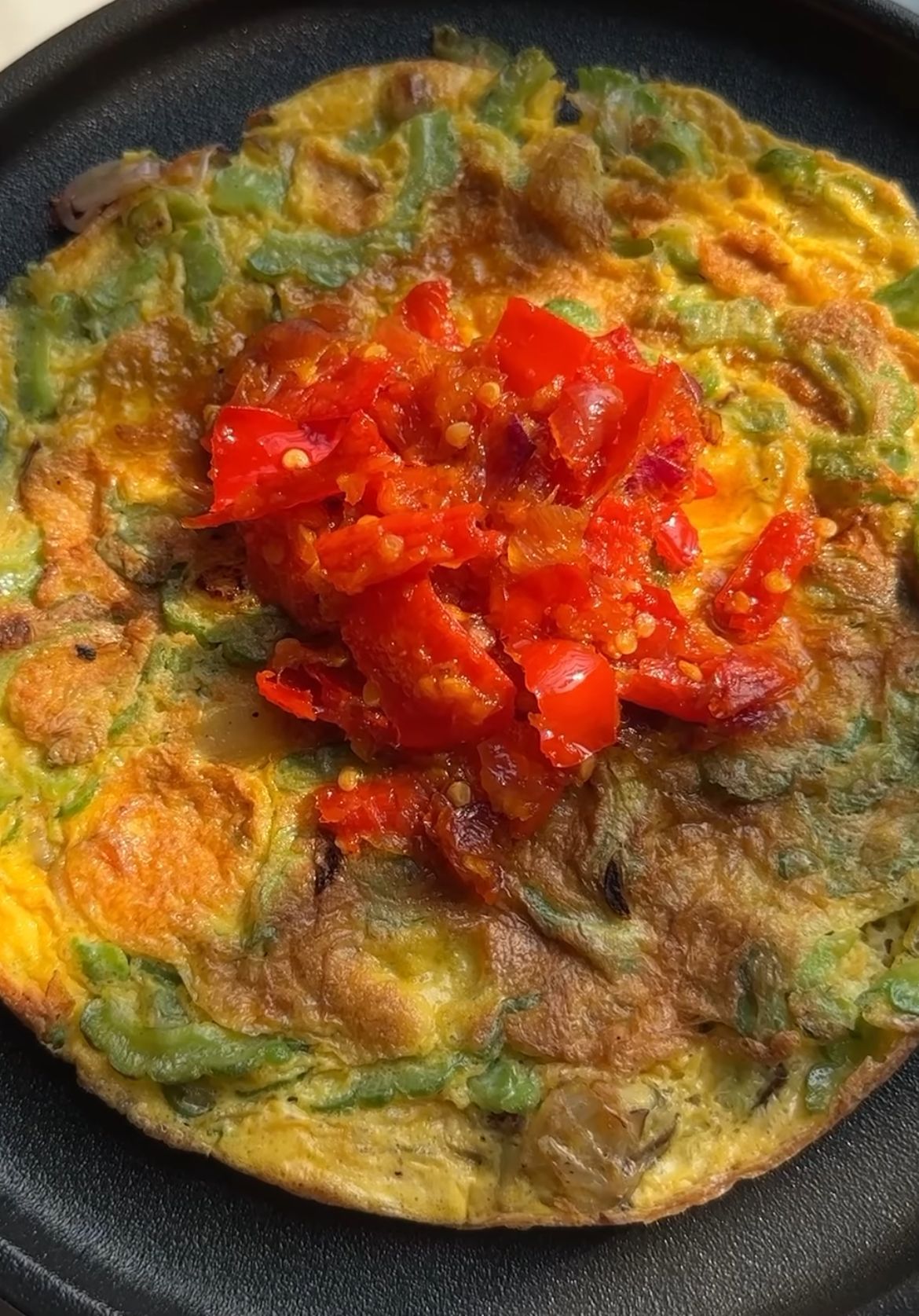 Resep Telur Dadar Pare: Rasa Pahit Hilang, Enaknya Bikin Candu!
