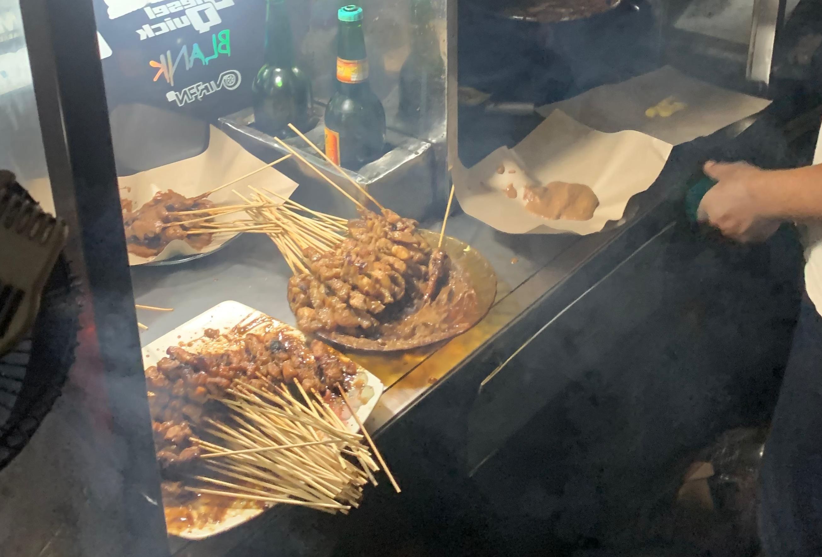 Explore Kuliner Malam di Malang, Telak Dikit Bisa Nunggu sampai 2 Jam?