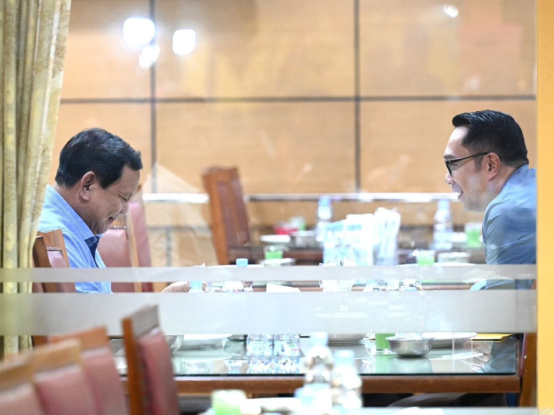 Terungkap! Presiden Prabowo Termasuk Tim Makan Pakai Tangan Saat Makan Nasi Padang