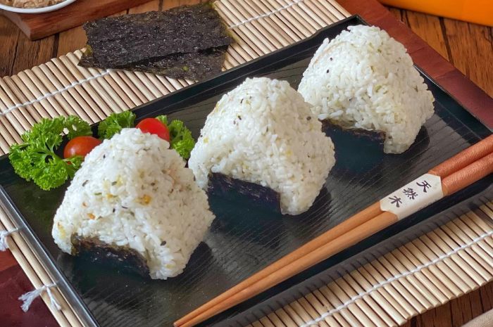 Inilah Onigiri, Makanan Tradisional Nasi Kepal dari Jepang