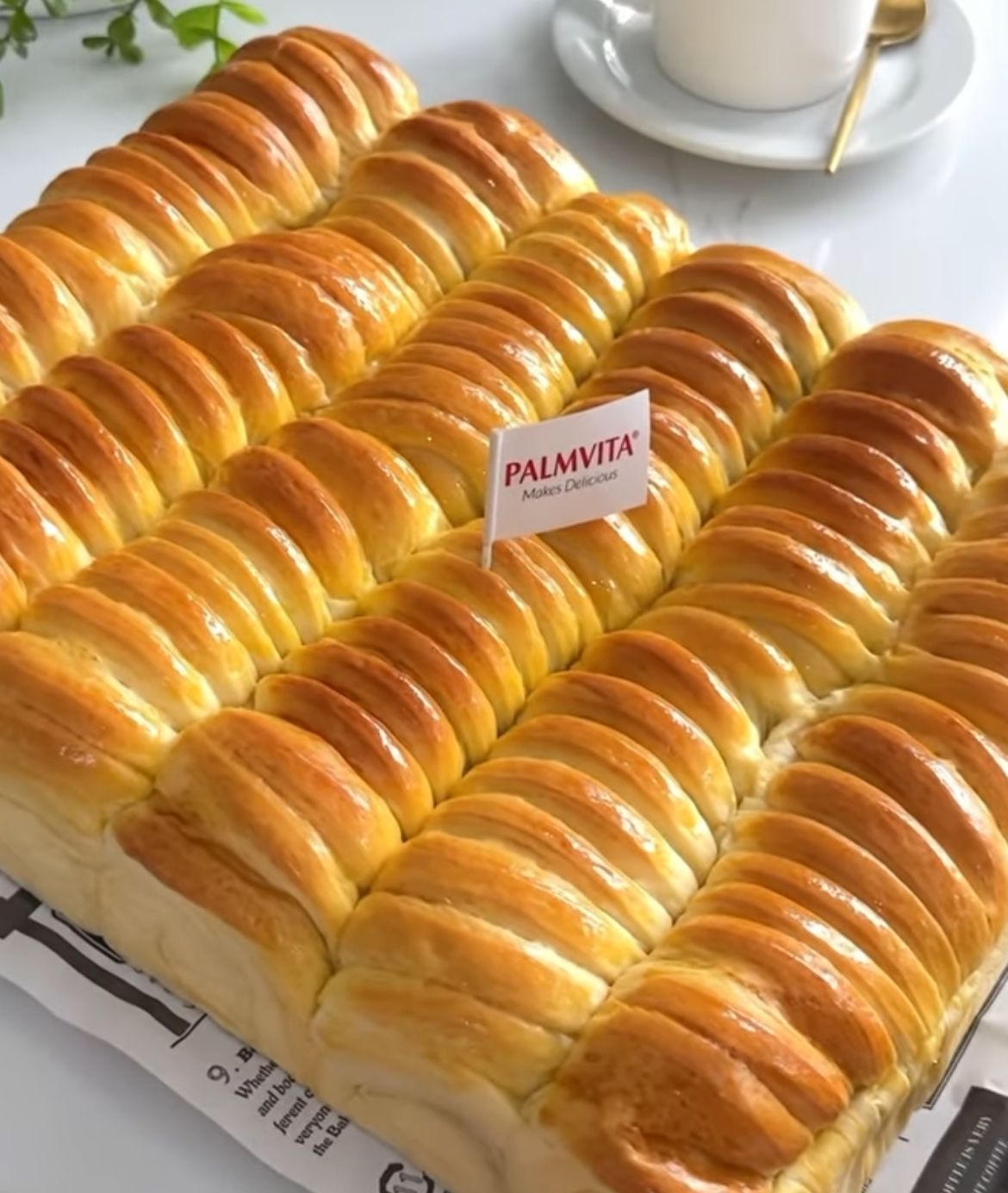 Resep Sweet Milk Rolls: Roti Lembut dengan Isian Cokelat Hazelnut