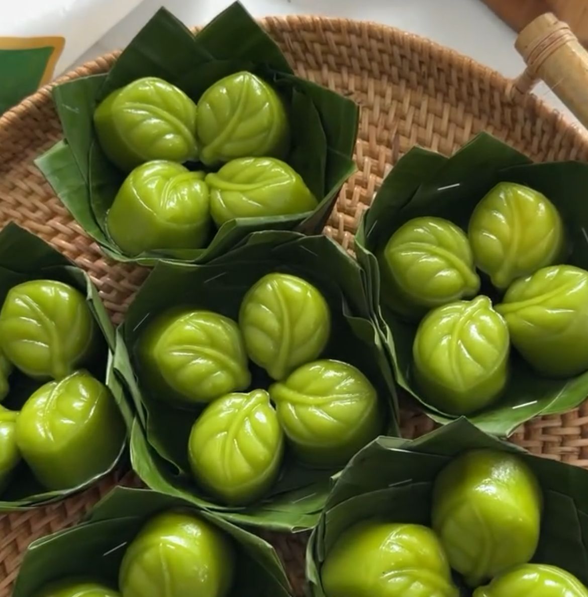 Resep Kue Ku Bentuk Daun Mini: Tradisional, Cantik, dan Menggoda