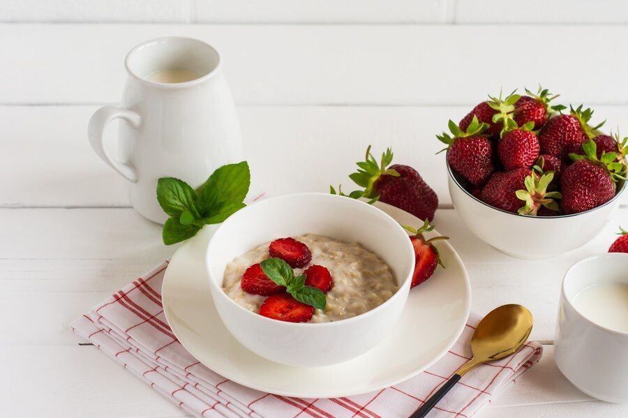 7 Resep Camilan Rendah Kalori yang Enak, Simple, dan Gak Bikin Berat Badan Naik!