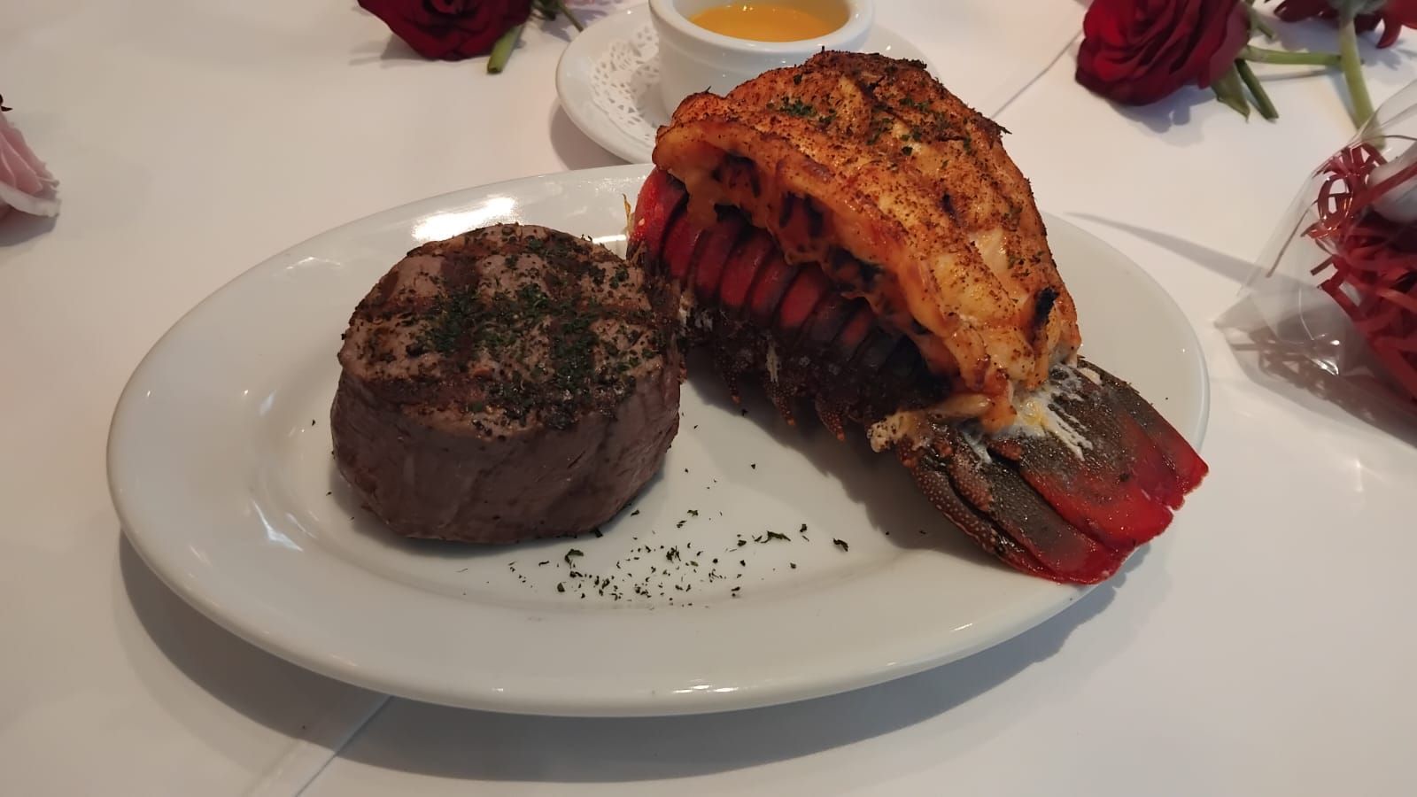 Mencicipi Sizzling Fillet dan Lobster Tail ala New Orleans di Ruth’s Chris Steak House, Cocok Buat Valentine 