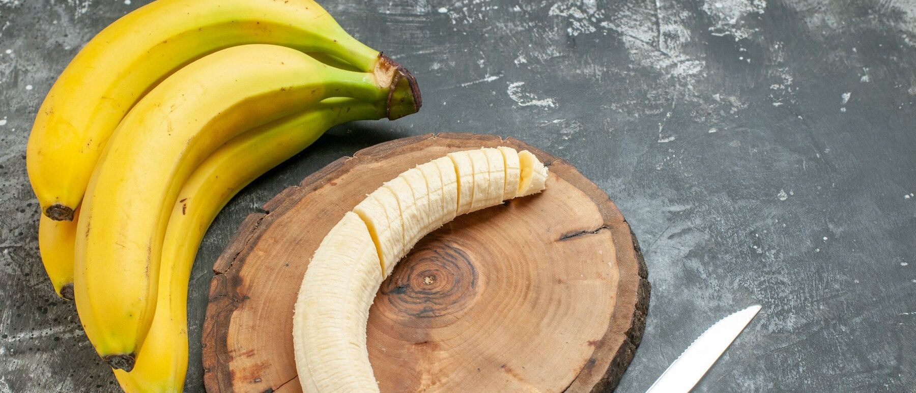 Bahaya! 5 Makanan Ini Tidak Cocok Dimakan dengan Pisang