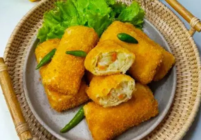 Resep Risol Ragout Sayur, Takjil yang Bikin Nagih di Setiap Gigitan!